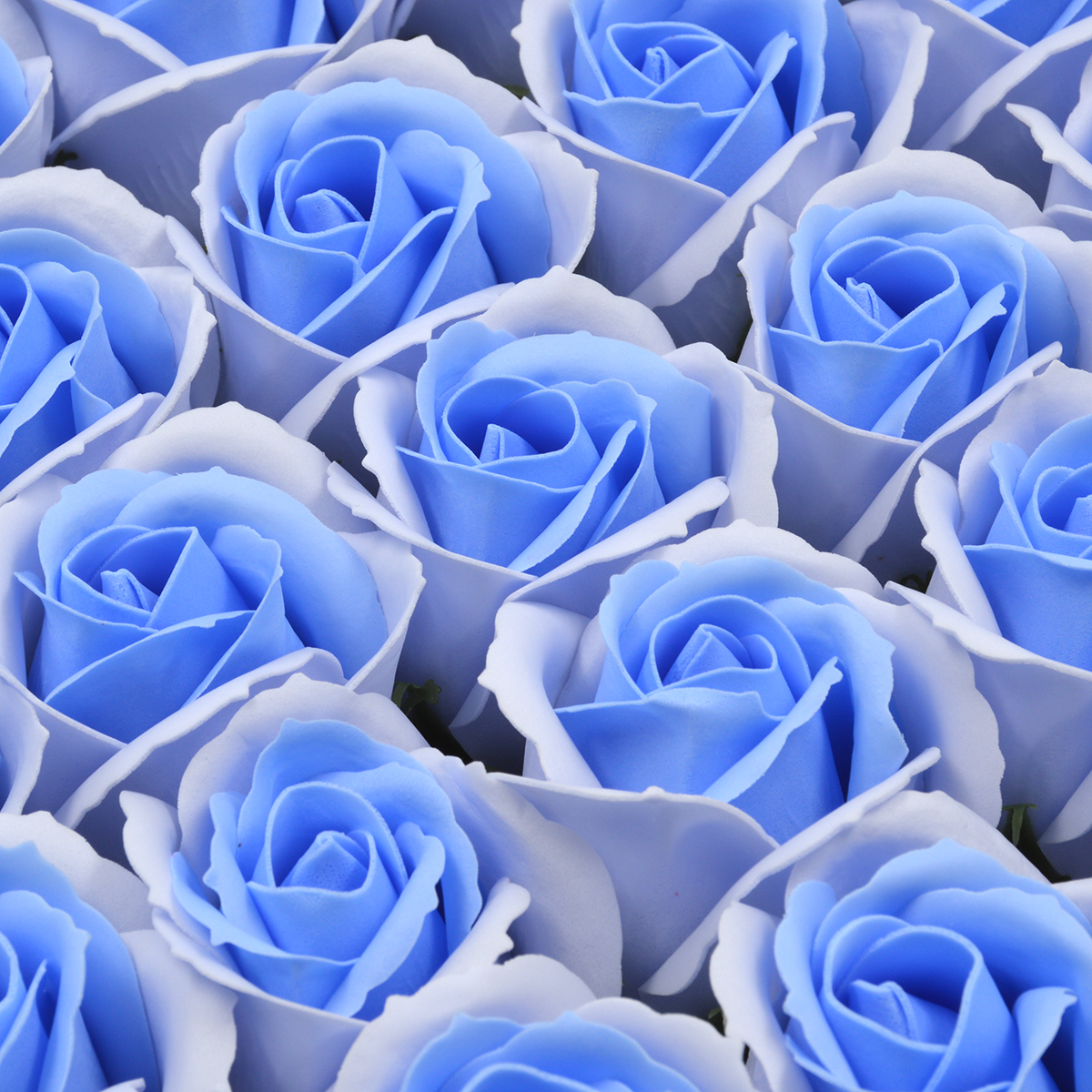 Set di 50 rose di sapone profumate, real touch, DUO, celeste -  AmbalajeFloriOnline.ro